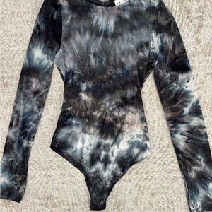 Le Lis Tie-Dye Long Sleeve Open Back Bodysuit